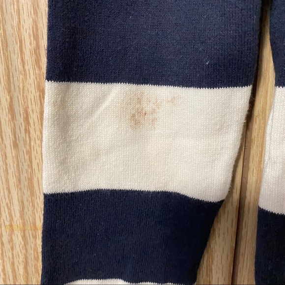 ⭐️Gap V Neck Sweater Dark Blue & White Stripe - Picture 7 of 9
